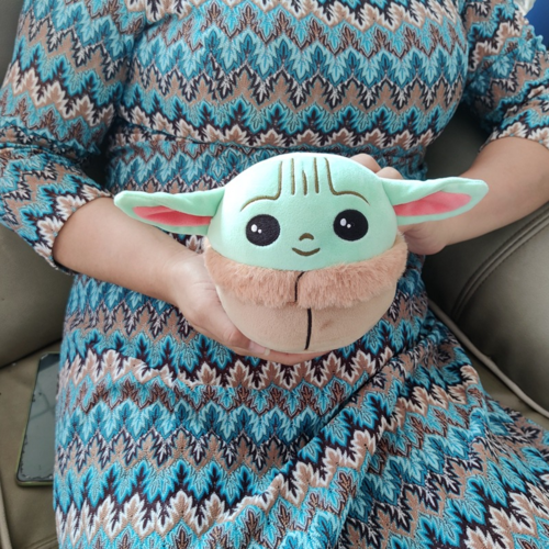 Official Disney Star Wars Grogu Plush Toy - The Child Baby Yoda Squishy Stuffed Animal, Mandalorian Alien Soft Pillow Cuddle Toy, Cute Round Kawaii Plushie for Kids & Collectors, Mando Fans Gift, Green & Tan Small/Large Sizes