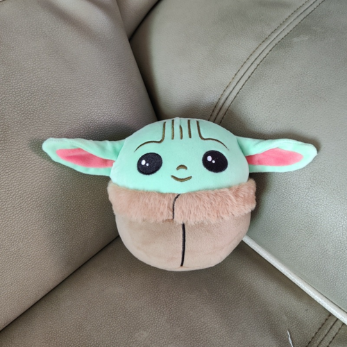 Official Disney Star Wars Grogu Plush Toy - The Child Baby Yoda Squishy Stuffed Animal, Mandalorian Alien Soft Pillow Cuddle Toy, Cute Round Kawaii Plushie for Kids & Collectors, Mando Fans Gift, Green & Tan Small/Large Sizes
